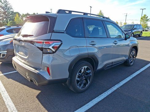 Used 2025 Subaru Forester Limited AWD/4WD image 7