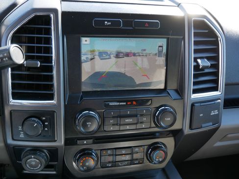 Used 2016 Ford F150 XLT w/ Equipment Group 302A Luxury AWD/4WD image 34