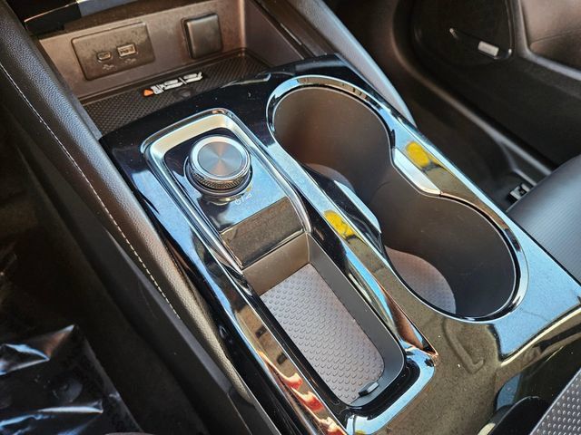 Used 2024 Buick Envision Preferred AWD/4WD image 31