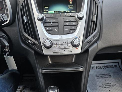 Used 2016 Chevrolet Equinox LT image 11