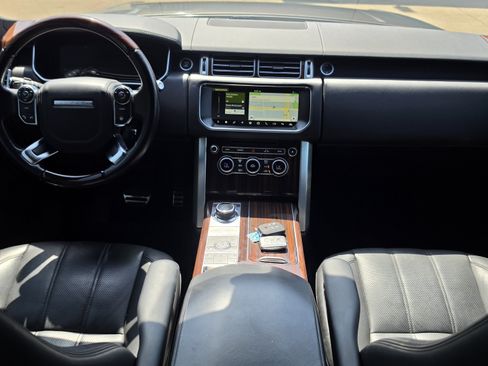 Used 2017 Land Rover Range Rover Supercharged AWD/4WD image 38