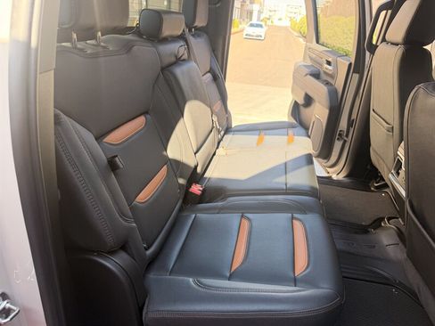 Used 2026 GMC Sierra 2500 AT4 AWD/4WD image 46