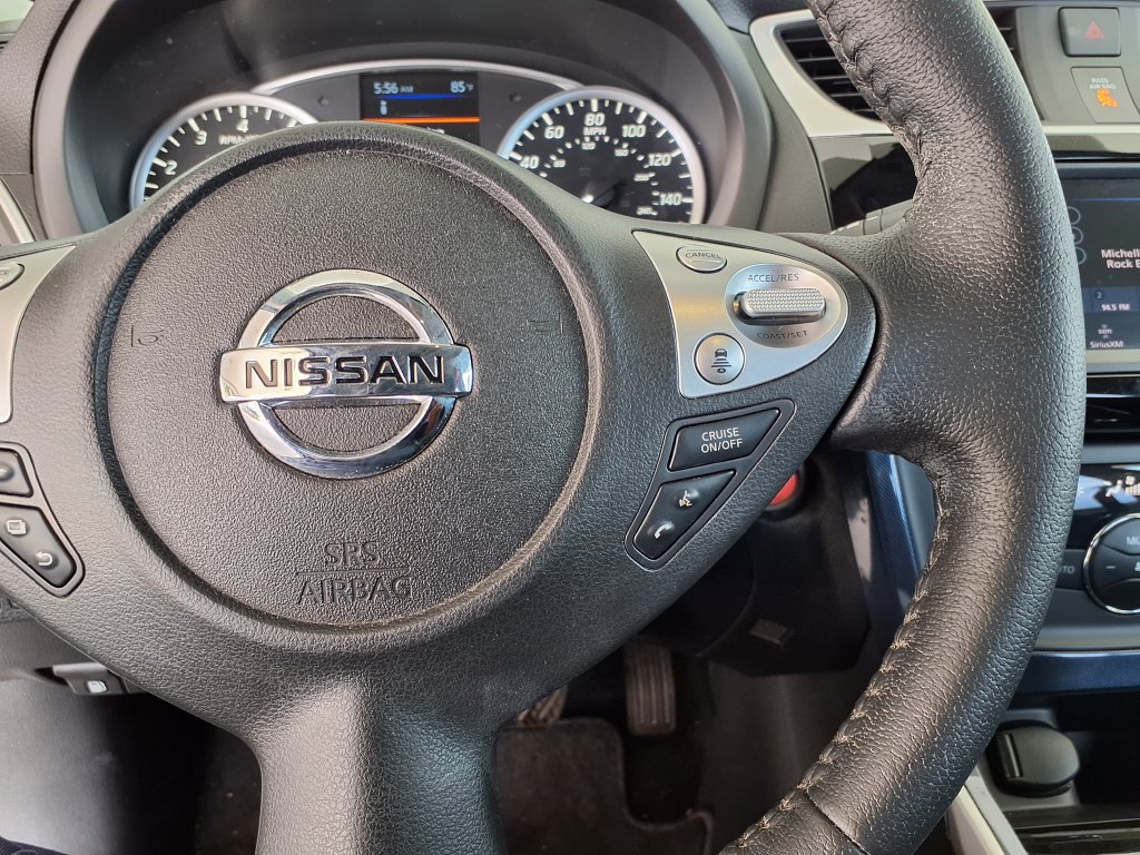 Used 2019 Nissan Sentra SR FWD image 21