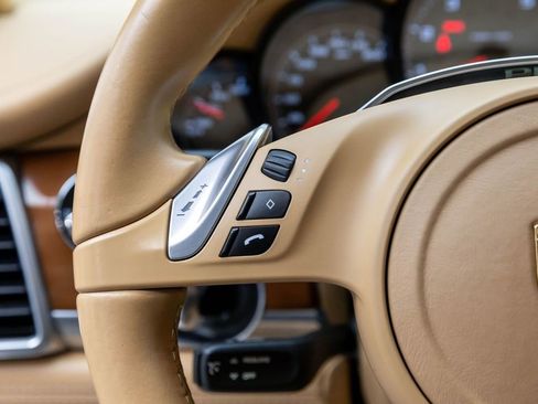 Used 2015 Porsche Panamera S w/ Premium Package Plus image 29