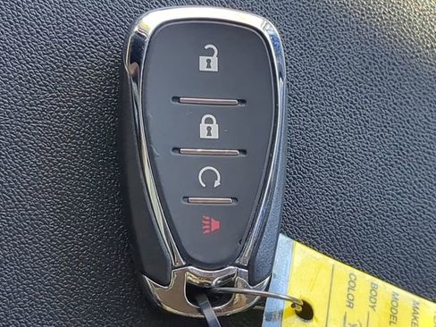 Used 2023 Chevrolet Equinox LS w/ LS Convenience Package image 26