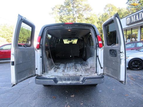 Used 2018 Chevrolet Express 3500 LT w/ LT Preferred Equipment Group image 18