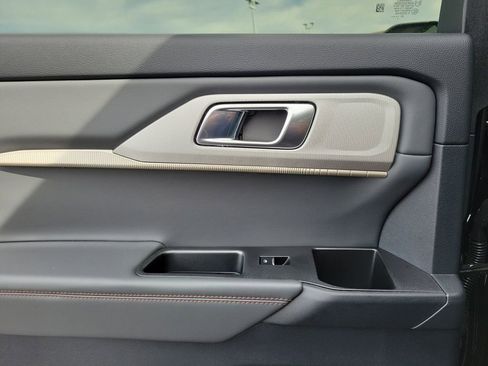 New 2026 Ford Explorer Active image 14