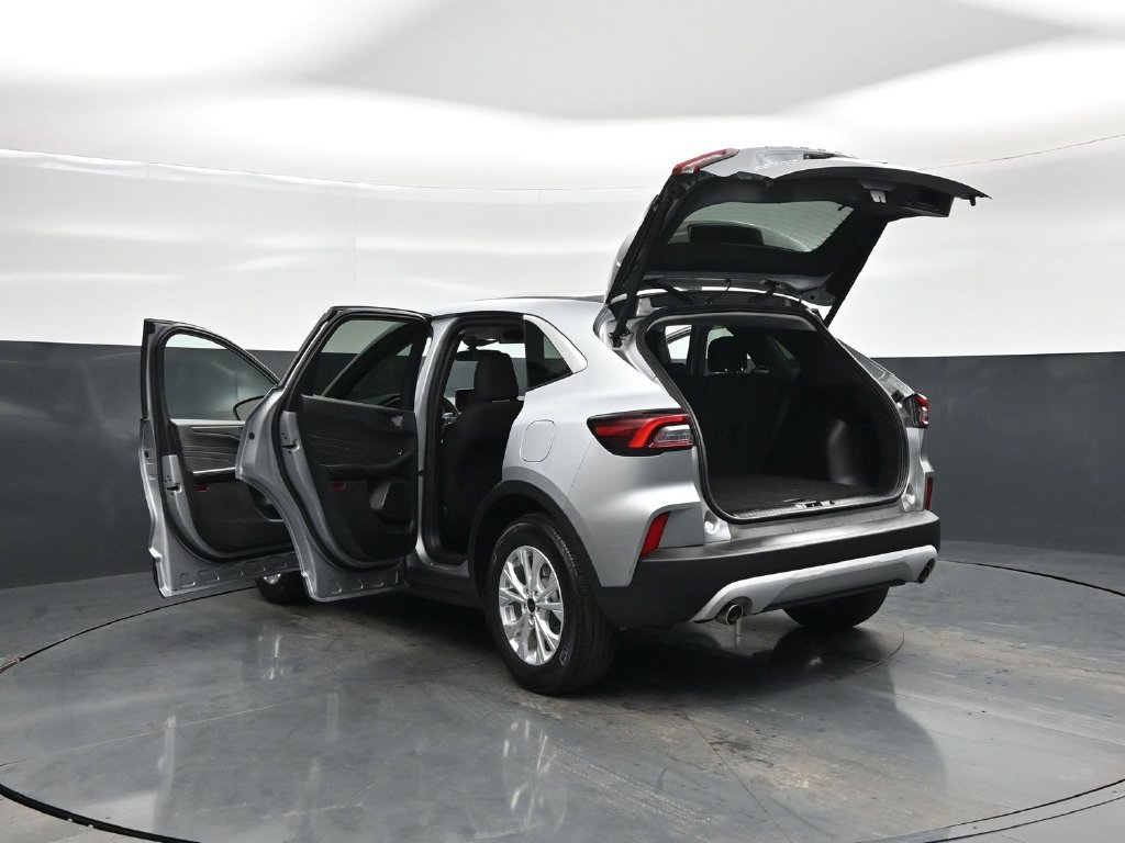 Certified 2023 Ford Escape Active FWD image 32