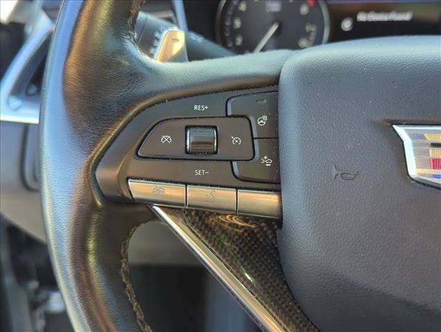 Used 2023 Cadillac XT6 Sport w/ Technology Package AWD/4WD image 13