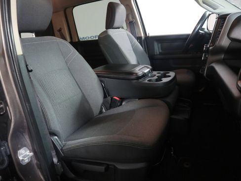 Used 2020 RAM 2500 Tradesman w/ Safety Group image 20