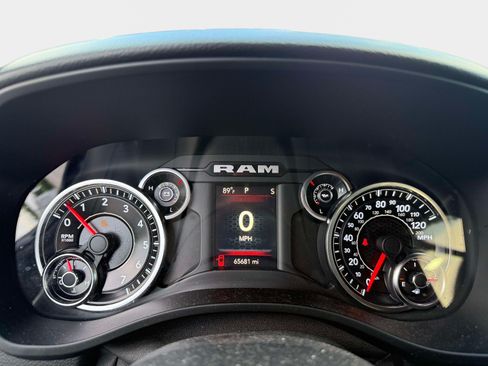 Used 2020 RAM 1500 Big Horn AWD/4WD image 13
