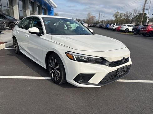 Used 2023 Honda Civic EX image 4