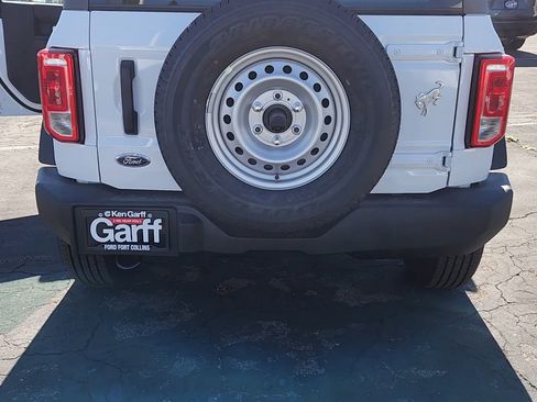 New 2025 Ford Bronco Base image 25