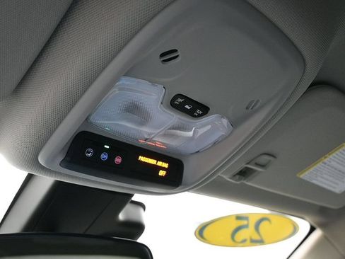 Used 2025 Buick Encore GX Preferred FWD image 35