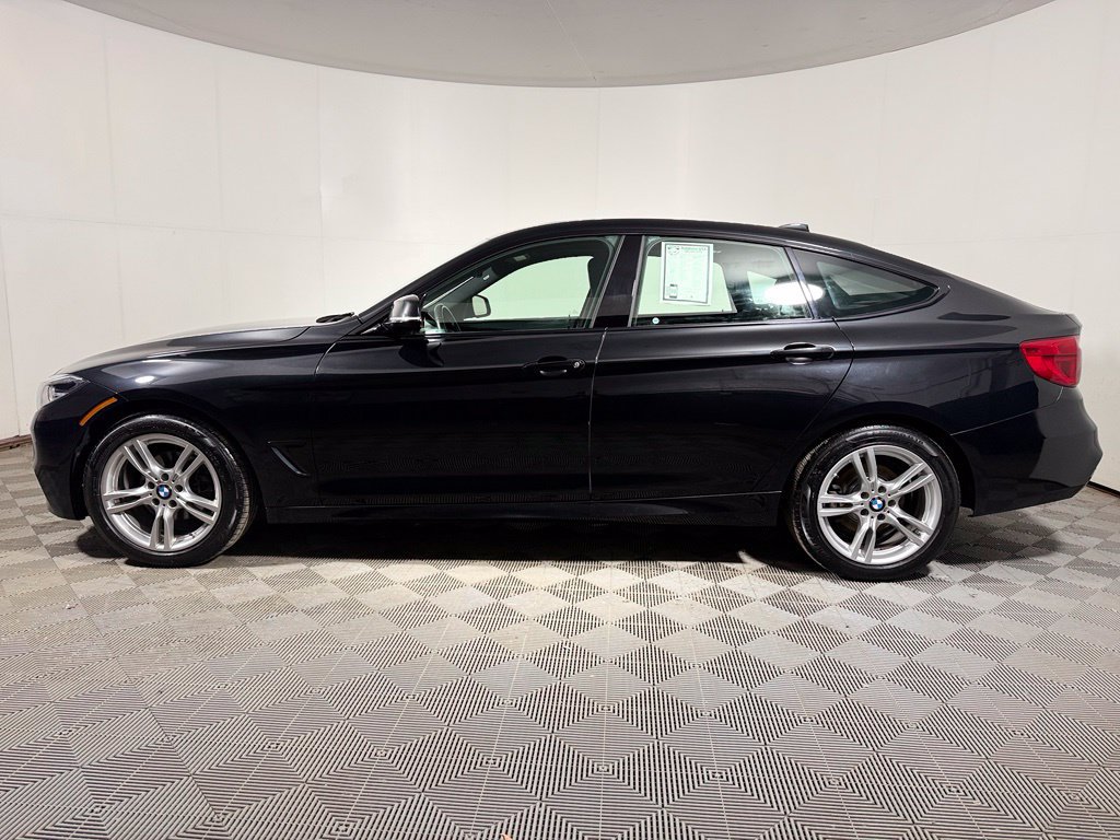 Used 2018 BMW 330i Gran Turismo xDrive AWD/4WD image 3