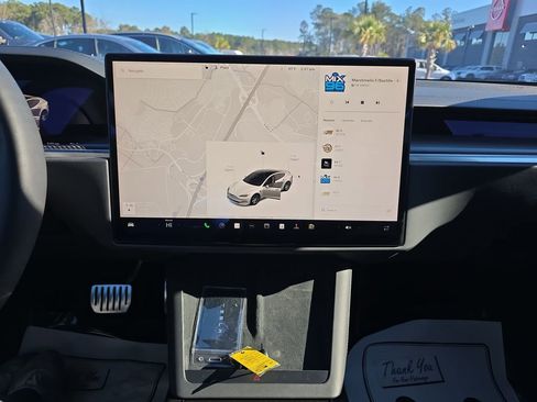 Used 2021 Tesla Model S Plaid image 25