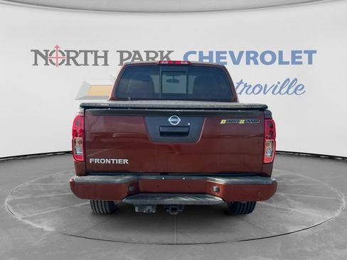 Used 2016 Nissan Frontier Desert Runner RWD image 4