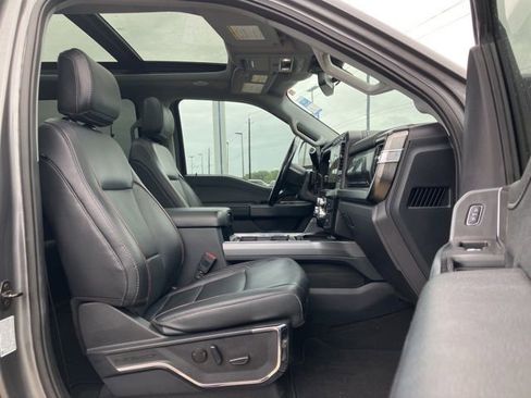 Used 2023 Ford F250 Lariat w/ Lariat Ultimate Package AWD/4WD image 11
