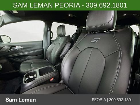 New 2026 Chrysler Pacifica Select w/ S Appearance Package FWD image 20