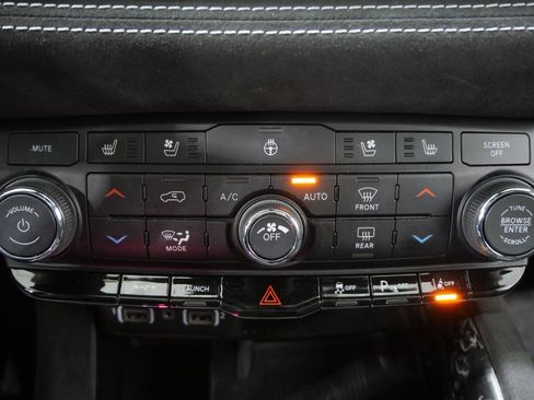Used 2022 Dodge Durango SRT w/ Premium Interior Group AWD/4WD image 20