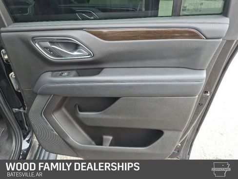 Used 2022 GMC Yukon XL SLE image 31