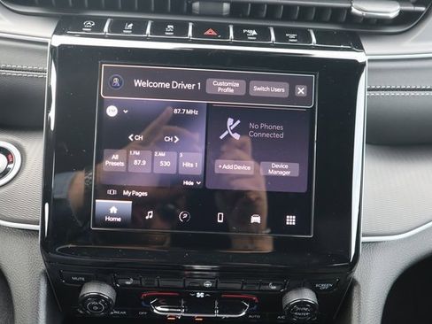 New 2025 Jeep Grand Cherokee L Altitude image 14