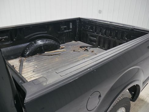 Used 2016 Ford F150 Lariat w/ Equipment Group 502A Luxury image 23