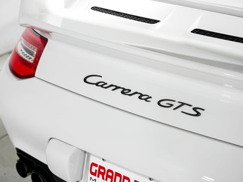 Used 2011 Porsche 911 Carrera GTS image 40
