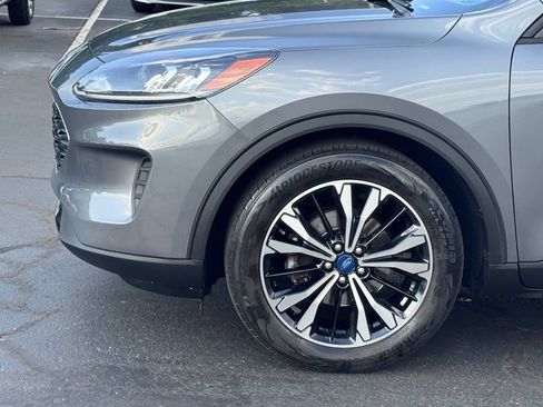 Used 2022 Ford Escape SE w/ SE Sport Appearance Package FWD image 35