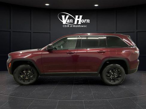 New 2026 Jeep Grand Cherokee Altitude AWD/4WD image 13