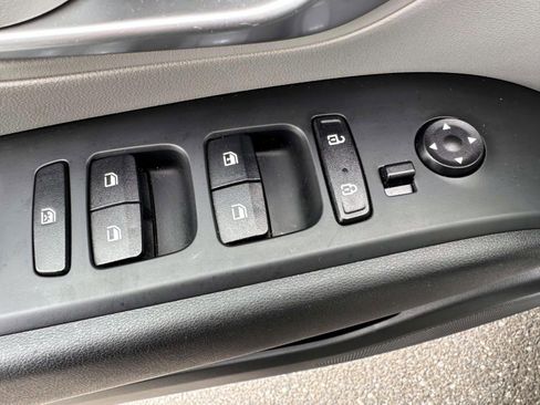 Used 2023 Hyundai Tucson SE AWD/4WD image 9