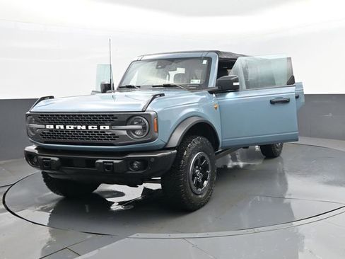 Used 2022 Ford Bronco Badlands AWD/4WD image 31