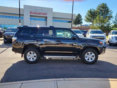 Used 2022 Toyota 4Runner SR5 AWD/4WD image 2