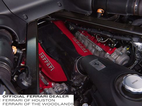 Used 2021 Ferrari SF90 Stradale image 32