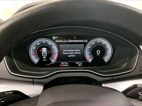 Certified 2024 Audi Q5 2.0T Premium Plus w/ Premium Plus Package image 23