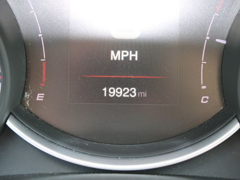 Used 2023 FIAT 500X Sport w/ Technology Group image 20