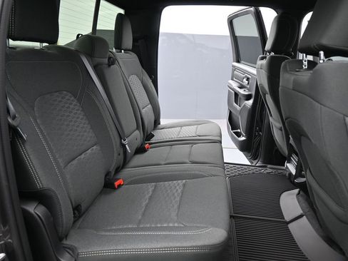 New 2026 RAM 1500 4x4 Crew Cab image 12