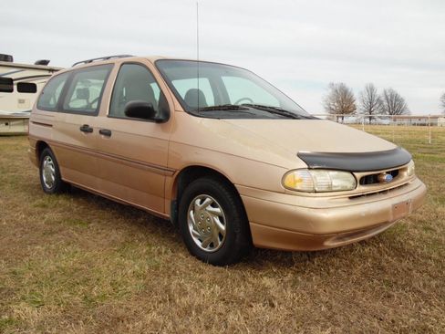 Used 1995 Ford Windstar LX image 5