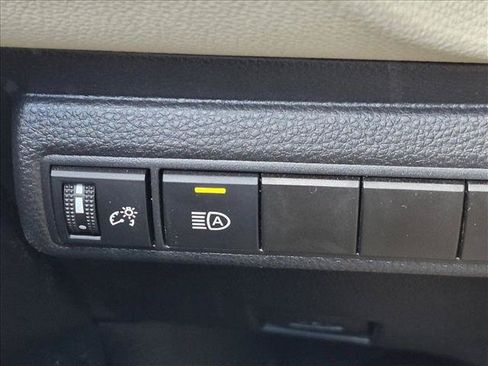 Used 2026 Toyota Corolla LE FWD image 13