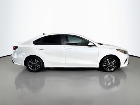 Used 2023 Kia Forte LXS FWD image 11