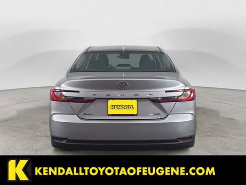Used 2025 Toyota Camry LE FWD image 4