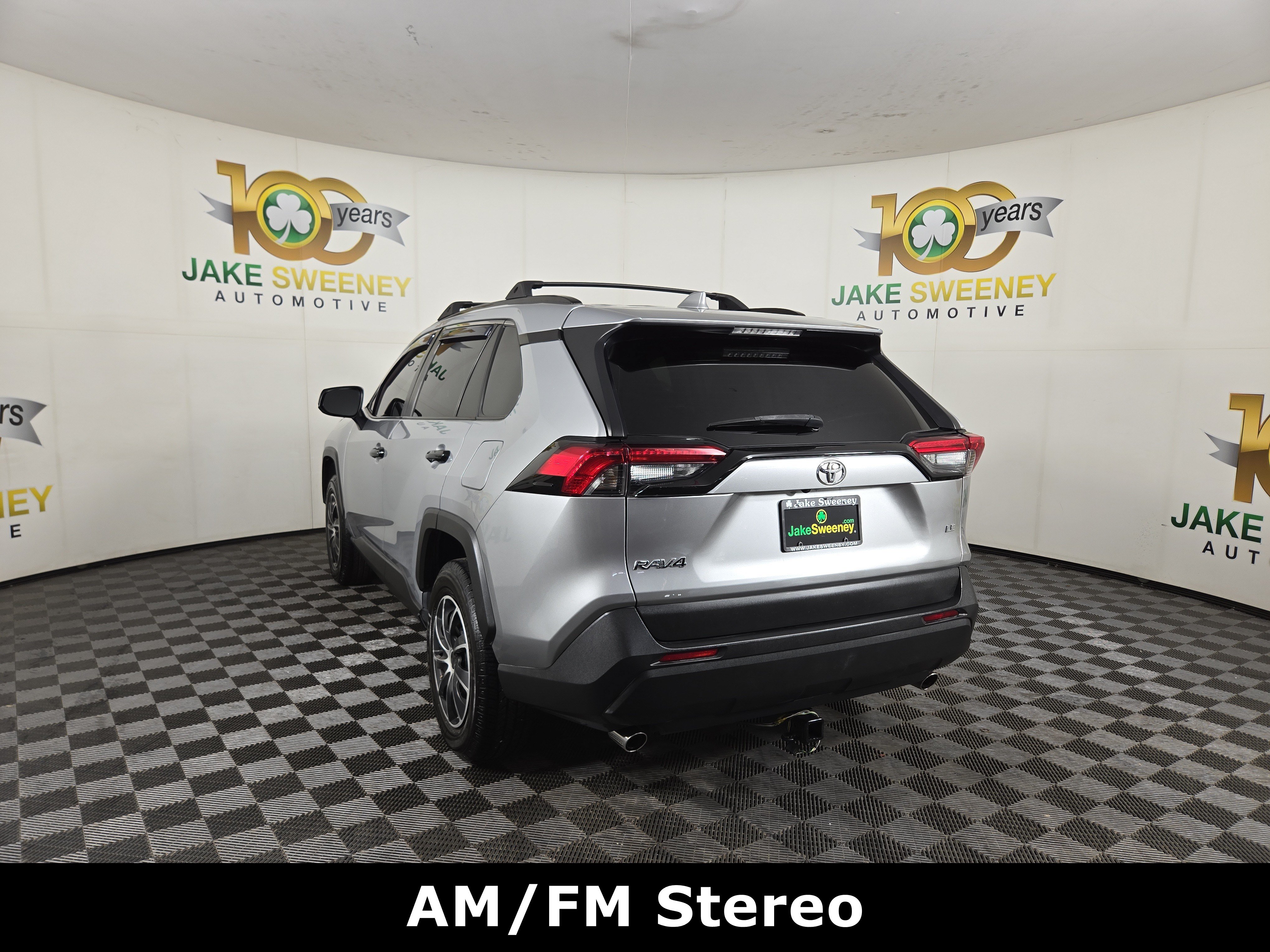 Used 2021 Toyota RAV4 LE FWD image 6