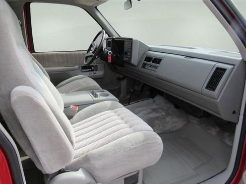 Used 1992 Chevrolet Blazer K1500 4WD image 26