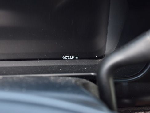 Used 2024 Ford F250 Platinum AWD/4WD image 9