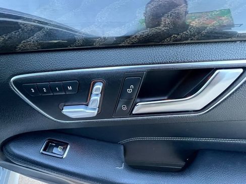 Used 2016 Mercedes-Benz E 350 4MATIC Sedan image 13