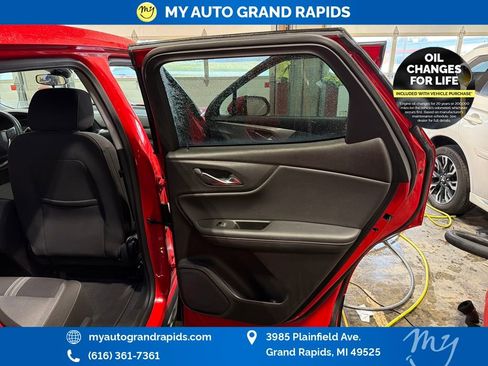 Used 2023 Chevrolet Blazer LT image 65