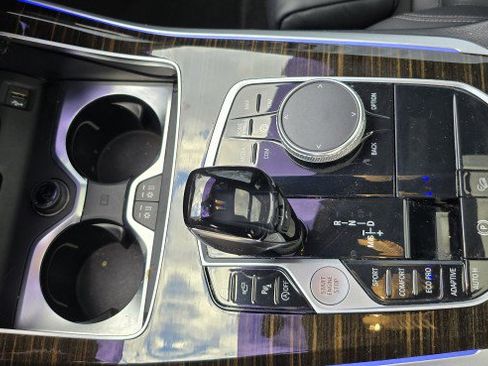 Used 2020 BMW X5 xDrive40i w/ Executive Package image 16