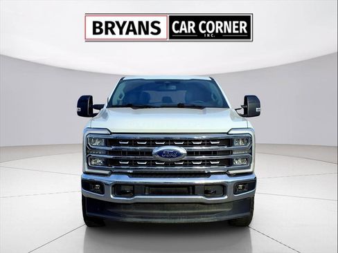 Used 2024 Ford F250 Lariat image 25