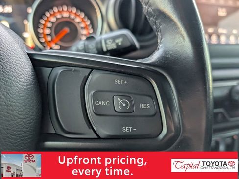 Used 2021 Jeep Wrangler Willys image 16