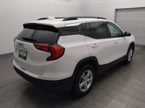 Used 2020 GMC Terrain SLE w/ Driver Convenience Package image 9